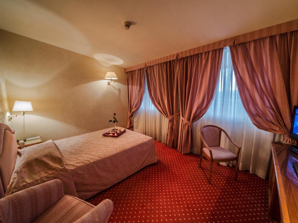Hotel Valdarno Montevarchi Extérieur photo