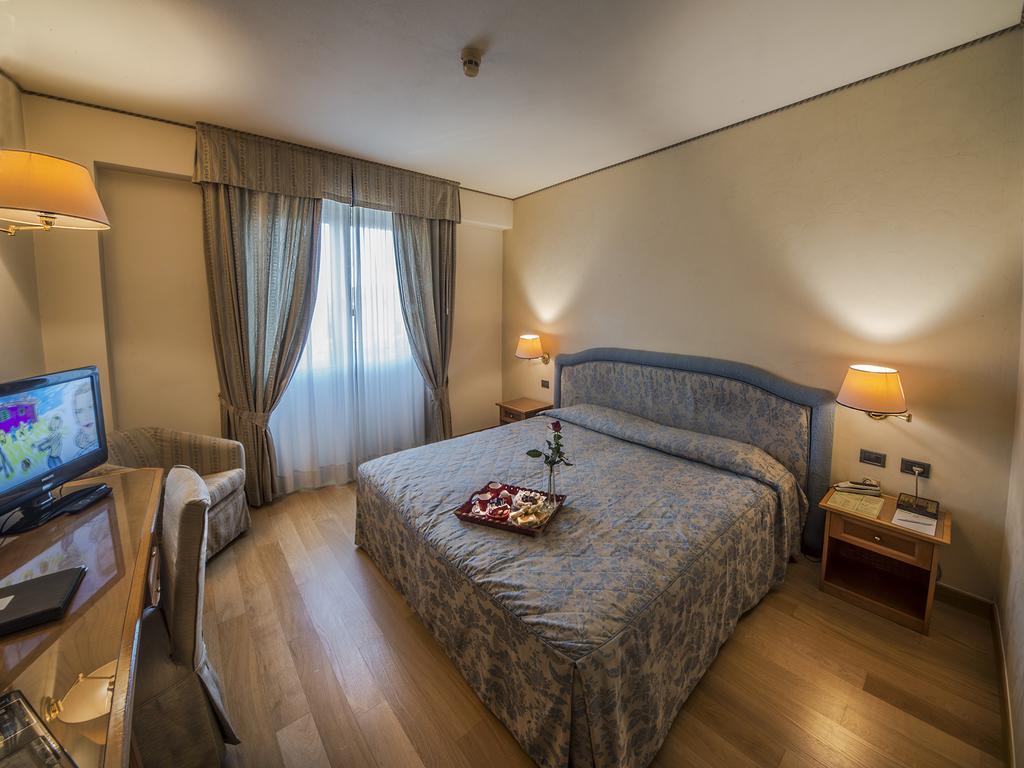 Hotel Valdarno Montevarchi Extérieur photo