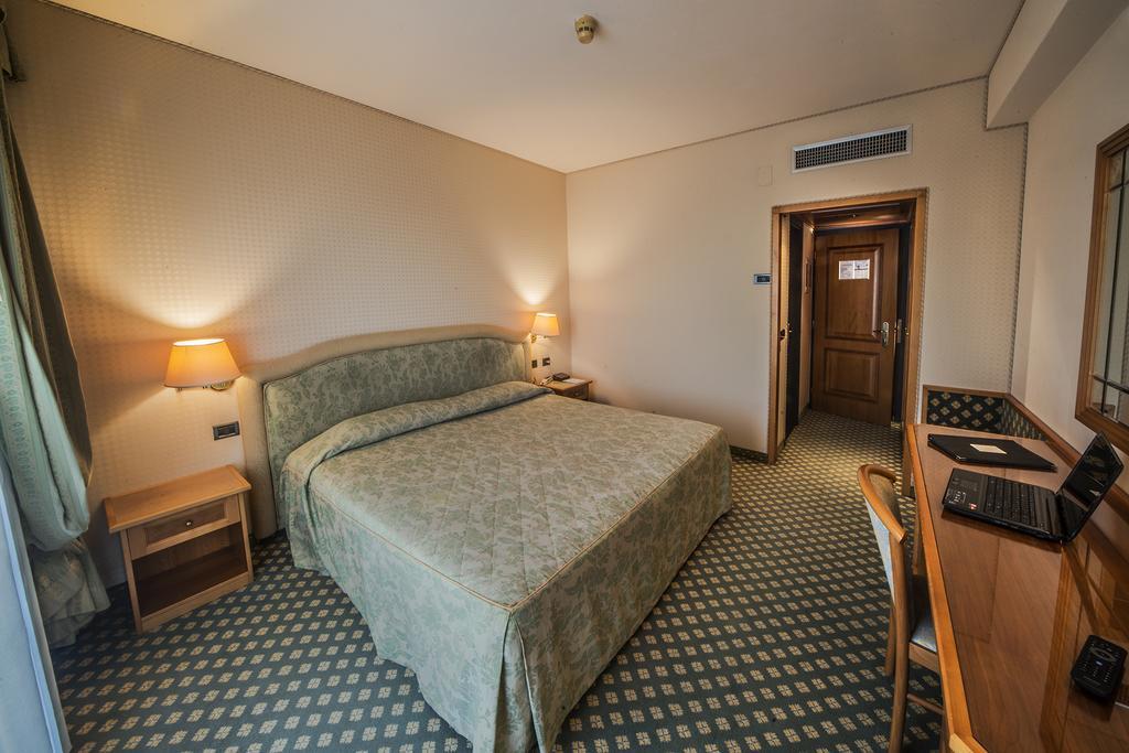 Hotel Valdarno Montevarchi Extérieur photo